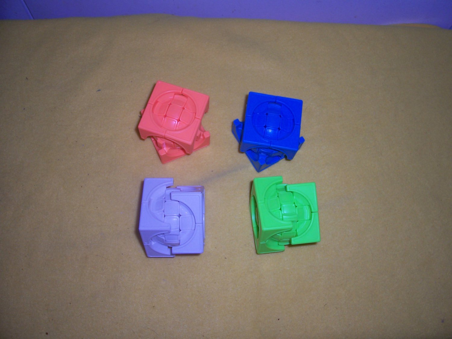 FORCE CUBES - DEFORMED CENTROSPHERES - MIXED UP